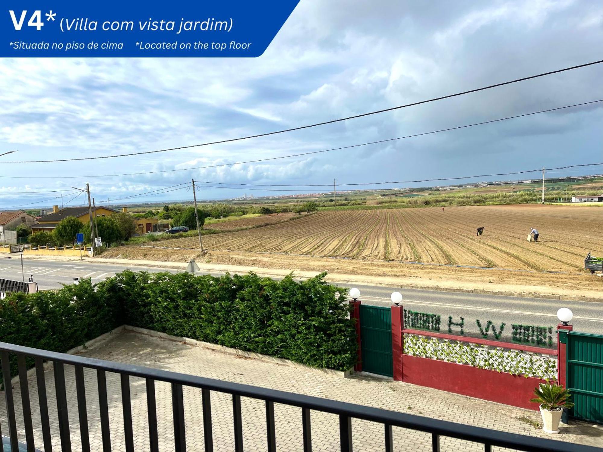 W.H.House Apartment Atouguia Da Baleia Exterior photo